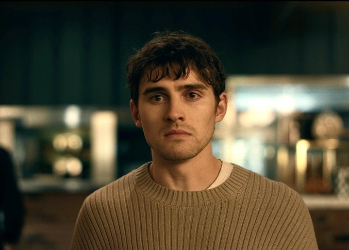 One of the most common discussions surrounding Obsession is how easily the film could be misread.