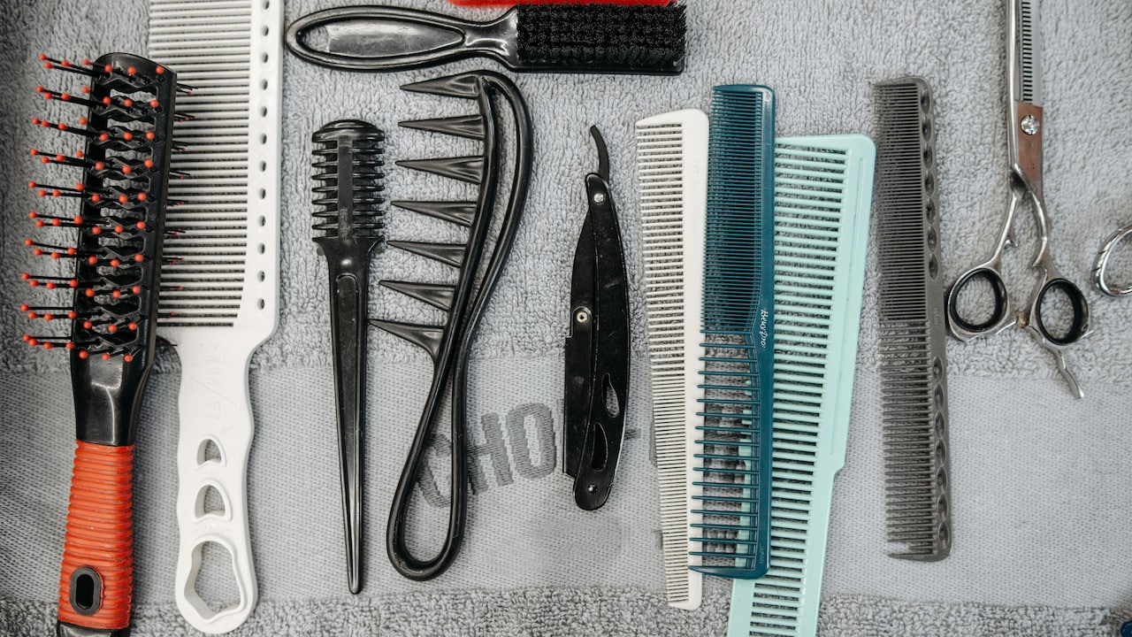 Grooming kit essentials that you can grab at lowest prices from Myntra End Of Reason Sale