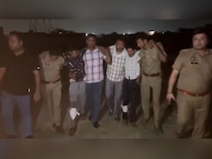 मोबाइल में पत‍ि-बेटे की फोटो द‍िखाकर चलाया चाकू, मह‍िला को डराकर लूटने वाले 3 बदमाश मुठभेड़ में ग‍िरफ्तार