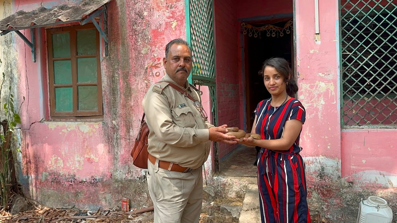कटनी में मिला ढाई करोड़ रुपये का सांप, जानें- क्या है रेड सैं