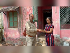 ढाई करोड़ रुपये है इस सांप की कीमत, जानें- क्या है रेड सैंड बोआ स्नेक की खासियत