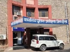 पत्‍नी ने 13 साल के बेटे के साथ म‍िल पत‍ि का स‍िर पत्‍थरों से कुचलकर मार डाला, चर‍ित्र पर करता था शक  