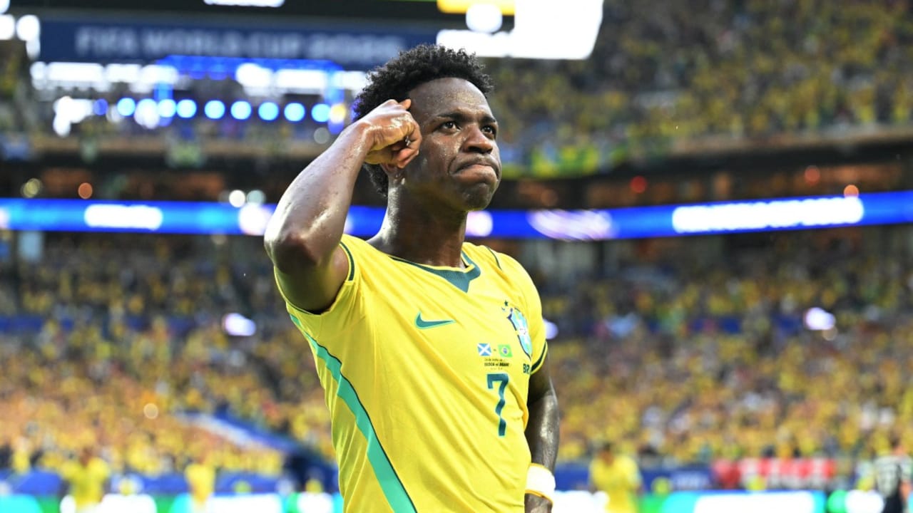 Carlo Ancelotti In Awe Of "One Of The Best" Vinicius As Brazil Enter Round Of 32