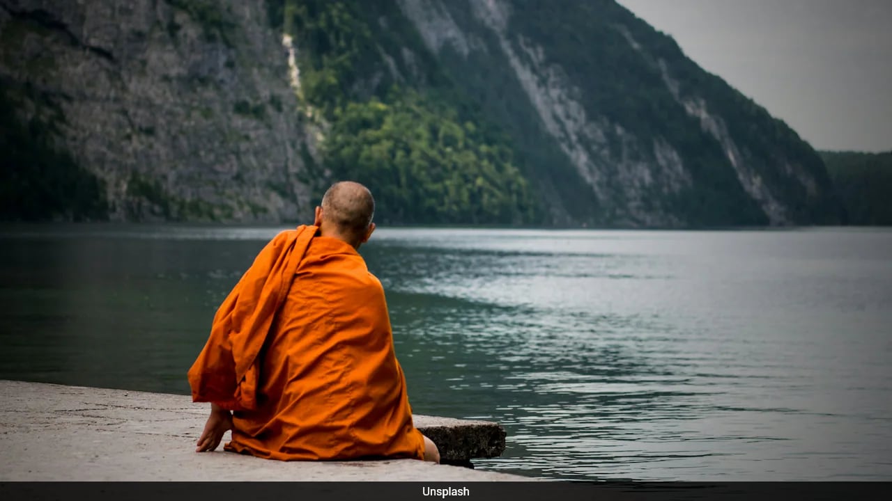 73-Year-Old Buddhist Monk Living In Malaysia Hermitage Wins Rs 2 Crore Lottery
