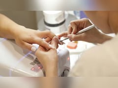 Nail Artist: शौक को बनाया बिजनेस, 32 साल की महिला की कमाई जानकर रह जाएंगे हैरान