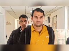 आकाश यादव के खिलाफ कोर्ट जाएंगे तेज प्रताप, करेंगे मानहानि का केस