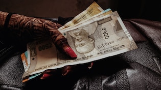 Parents In Rs 70 Lakh Debt Despite Running Business For 15 Years, Daughter Seeks Help Online