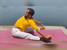 Yoga Day: रीवा के रबर बॉय की अद्भुत लचक; यूट्यूब से सीखा योग, 84 योगासन का ज्ञान, इनके नाम हैं 6 रिकॉर्ड
