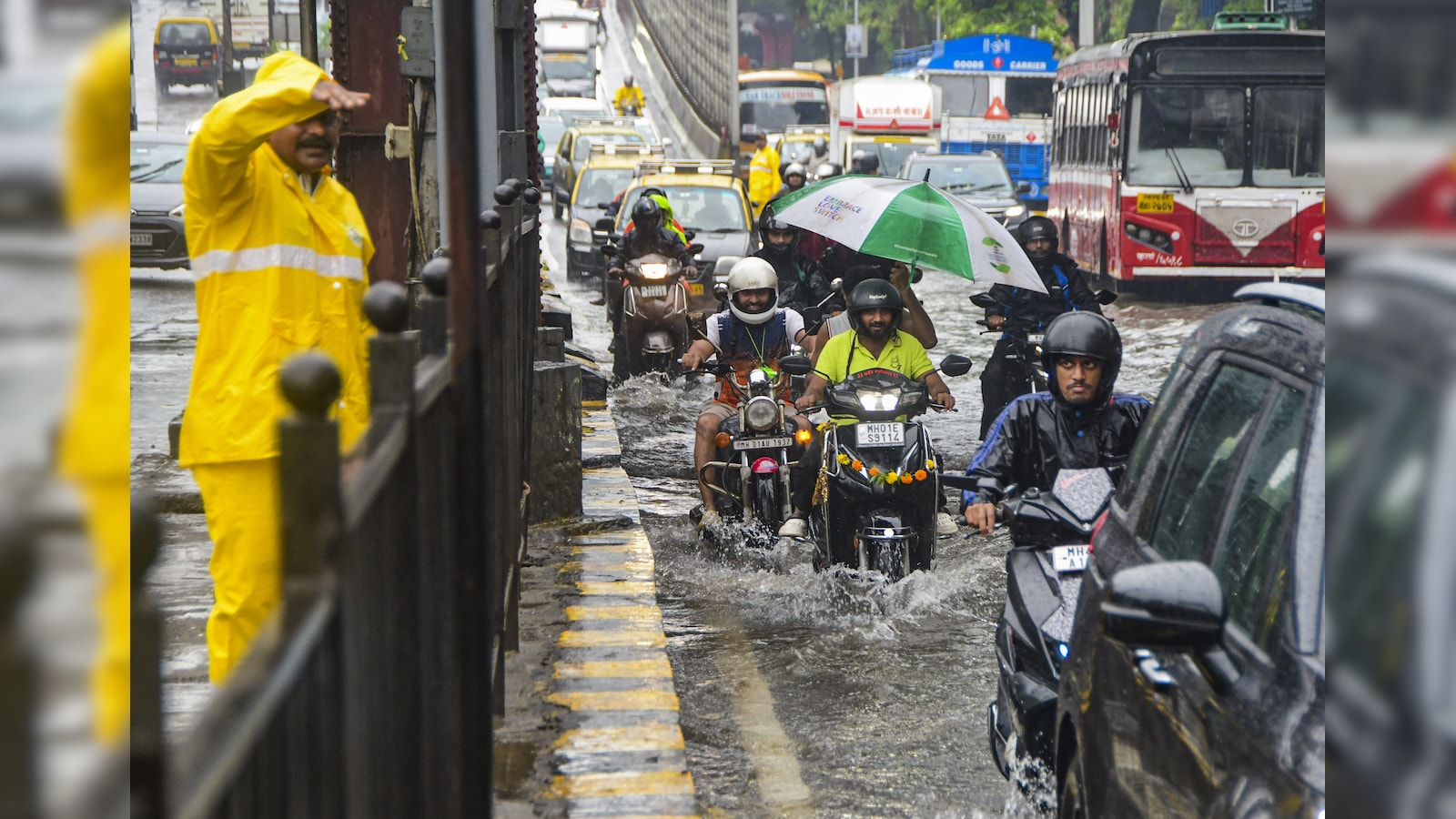 Rains Nowcast Warning: IMD Issues Yellow Alert For Mumbai, Thane And Raigad
