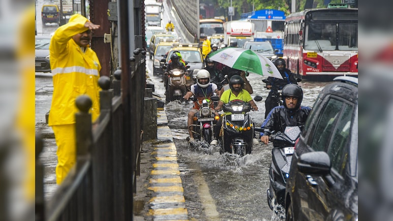 Rains Nowcast Warning: IMD Issues Yellow Alert For Mumbai, Thane And Raigad