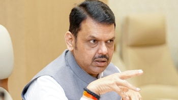 BEST Bus Strike Illegal: Fadnavis, Asks Employees To Resume Work To Avoid Hardship To Mumbaikars