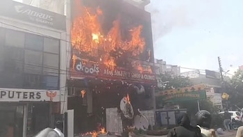 Lucknow Coaching Centre Catches Fire; Four Feared Dead