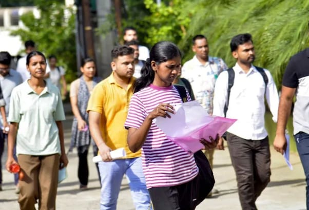 NEET Re-Exam 2026: परीक्षा को लेकर भोपाल में ट्रैफिक अलर्ट! यातायात पुलिस ने लोगों से की खास अपील