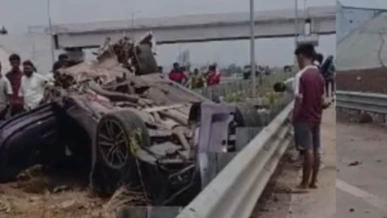 BMW डिवाइडर से टकराई, दो की मौत, मुंबई-वडोदरा हाईवे पर कई मीटर तक बिखरे शव के टुकड़े