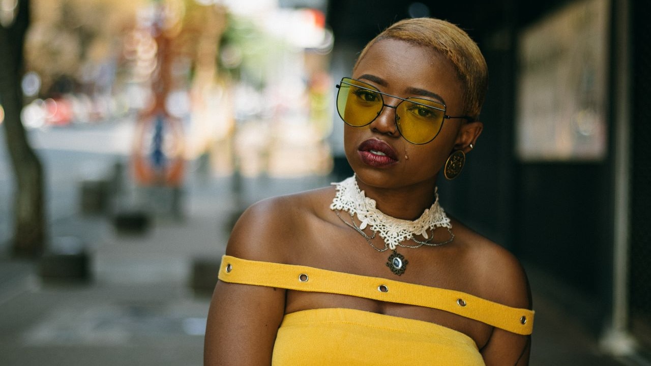 Why People Are Using Yellow Sunglasses