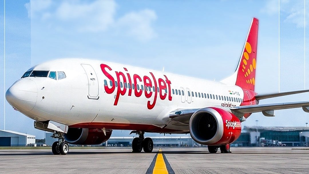 SpiceJet passengers stranded at Mumbai airport after flight delays and alleged lack of updates