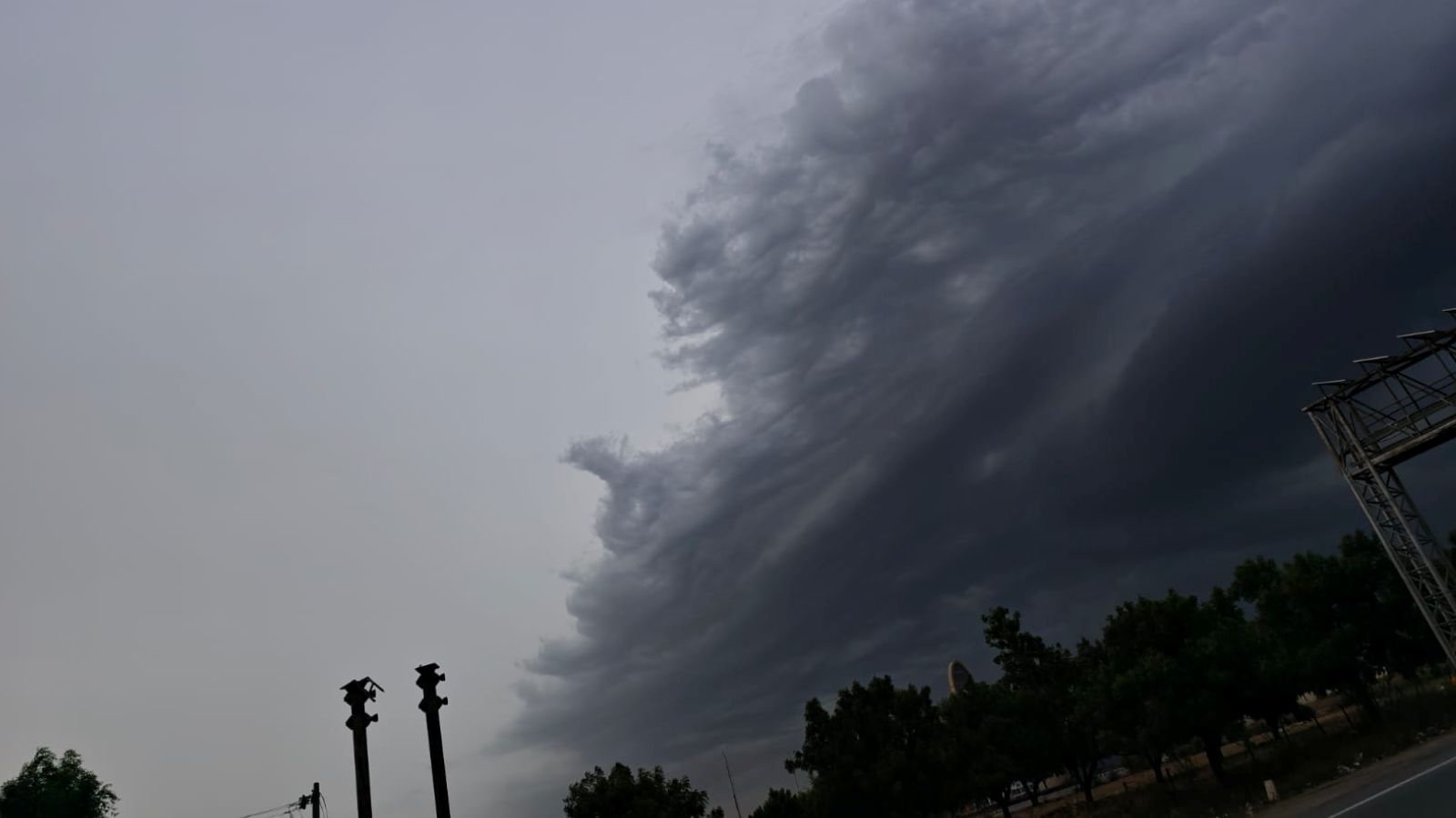 Weather: राजस्थान में अगले 24 घंटे भारी! तूफान और बारिश को लेकर IMD का अलर्ट