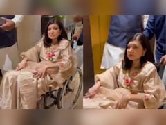 Alka Yagnik Reacts To Viral Wheelchair Video Amid Health Battle: 'I Was Simply Fatigued, Please Don't Worry'