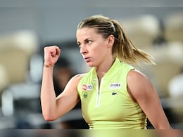 Qualifier Maja Chwalinska Sets Up French Open Final Clash With Mirra Andreeva