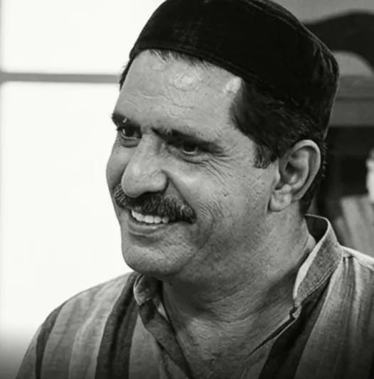 Veteran actor Dinyar Tirandaz dies in Mumbai