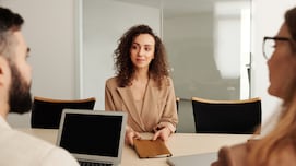 AI job interview क्&zwj;या है, इसमें किस तरह के सवाल पूछे जाते हैं, कैसे करें तैयारी