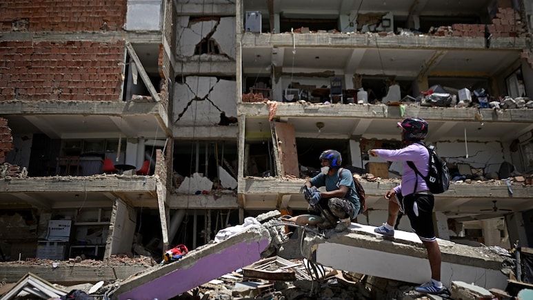 Days After Twin Quakes, Another Earthquake Hits Venezuela