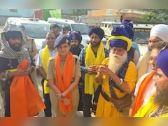 उत्तराखंड: नगरासू गुरुद्वारे में हंगामा करने वाले निहंग छत से उतरे, आपसी बातचीत से बनी बात