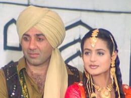 Sunny Deol Celebrates 25 Years Of <i>Gadar</i>: '<i>Yeh Gaddi Aage Bhi Chalti Rahegi</i>'
