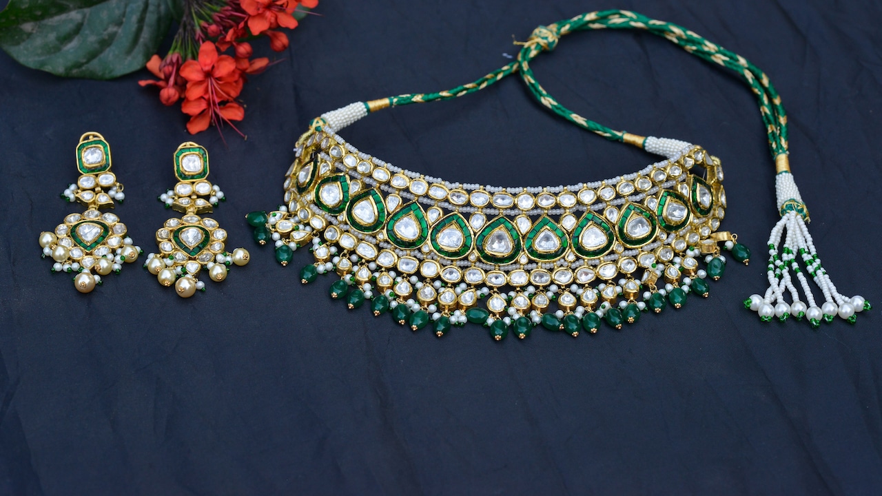 Why Artificial Jewellery Tarnishes Faster: Top 10 Ways To Save Them
