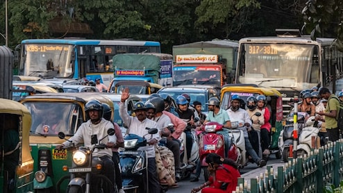 हर साल प्रदूषण सर्टिफिकेट बनवाने का झंझट खत्म! सरकार ने बदला प्रदूषण नियम, लोग हुए खुश