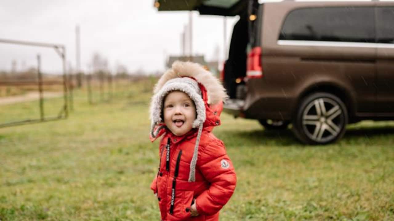 Choose lightweight zipper jackets to protect kids from unexpected weather changes in monsoon; Photo Credit: Pexels
