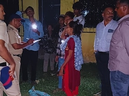 Thane News : खेळताना लहानग्यांनी पाहिलं भयंकर दृश्य; कुत्र्याच्या तोंडात रक्ताने माखलेलं मांस, जवळ जाताच स्थानिक हादरले!