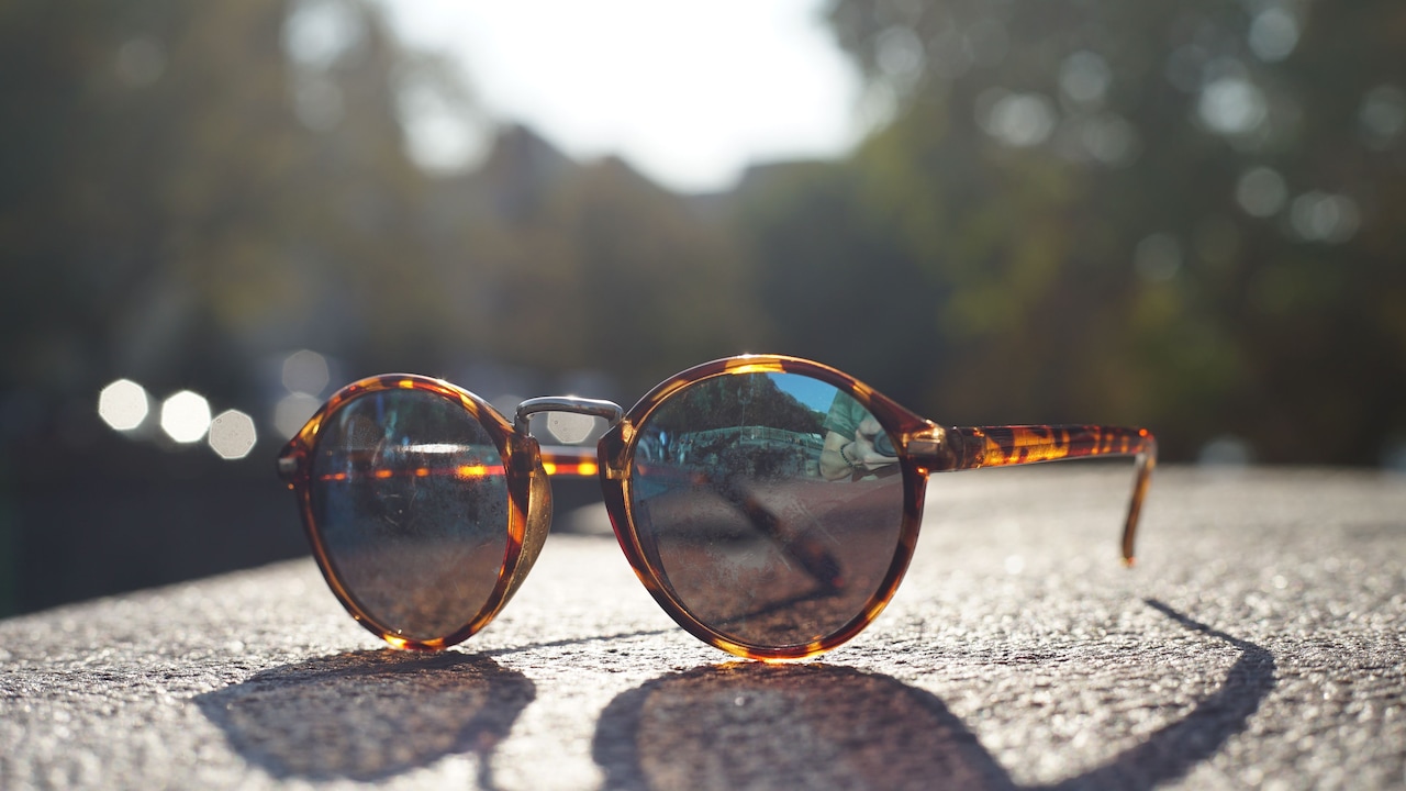 Why Budget Sunglasses Hurt Your Nose And Eyes: Key Comfort Issues