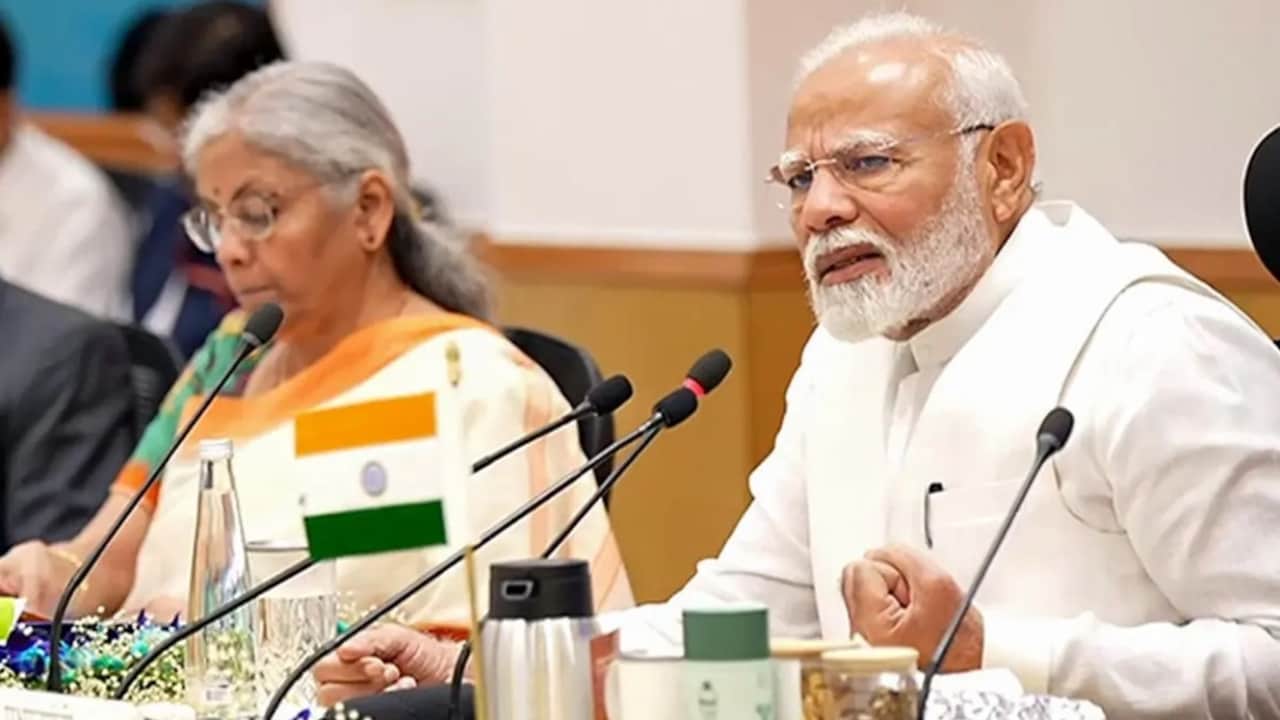 पश्चिम बंगाल के लिए वित्त मंत्रालय का मेगा एक्‍शन प्‍लान, आय