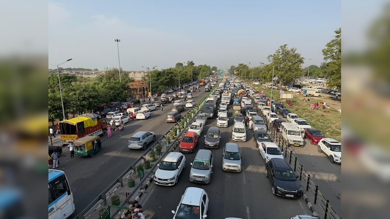द&zwj;िल्&zwj;ली वालों बढ़ने वाला है पार्किंग चार्ज, प्रदूषण के कारण इन गाड़&zwj;ियों की एंट्री होगी बंद, चेक करें ल&zwj;िस्&zwj;ट