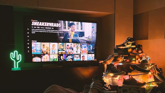 40% से 50% तक की बंपर छूट में घर लाएं Samsung, LG, Toshiba जैसे टॉप ब्रांड्स के Smart TV,  मिस न करें ये डील्स