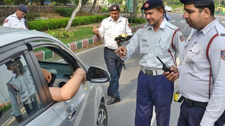 दिल्ली वालों की मौज! अब संडे को भी निपटेंगे सारे ट्रैफिक चालान,  जानिए तारीख और पूरा तरीका