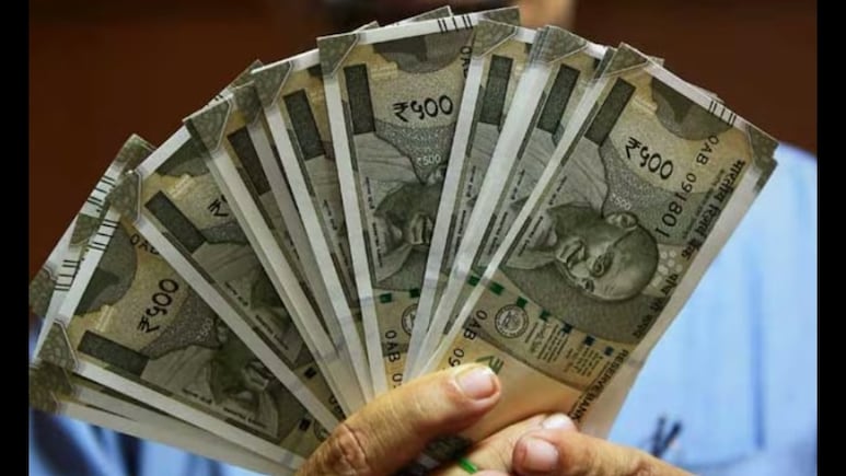 30 हजार सैलरी में भी 'रईस' बनना है? लाइफस्टाइल के ये 5 बदलाव + सेविंग टिप्स अपनाओ, होगी बचत ही बचत