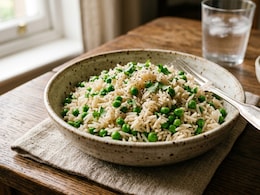 One Cup Of Green Peas Can Transform Your Rice Into A Fibre-Packed Meal, Says Expert