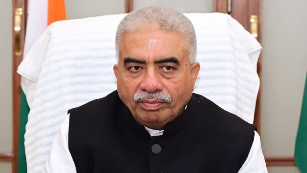 'मंत्री जी को मार दूंगा', शराब के नशे में डॉन बनकर 'सिस्टम' को दे रहा था चुनौती, पुलिस ने चंद घंटों में ही उतार दिया 'नशा '