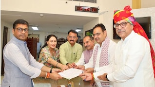 बीजेपी विधायक दल की बैठक के बाद सतीश पूनिया और अलका गुर्जर ने राज्यसभा चुनाव के लिए कराया नामांकन