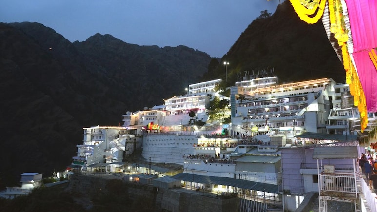 Vaishno Devi Yatra: Complete Guide To Registration, Route, Stays, And Darshan