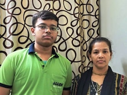Success Story: गांव का पहला IITian बनेगा जिगर नायक, पिता को खोने के बाद मां ने सिलाई कर बेटे को पढ़ाया
