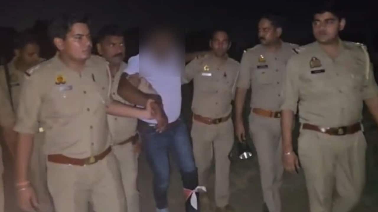 बुलंदशहर में पुलिस मुठभेड़ में बदमाश ग‍िरफ्तार, पैर में लगी गोली, साथी भी अरेस्‍ट