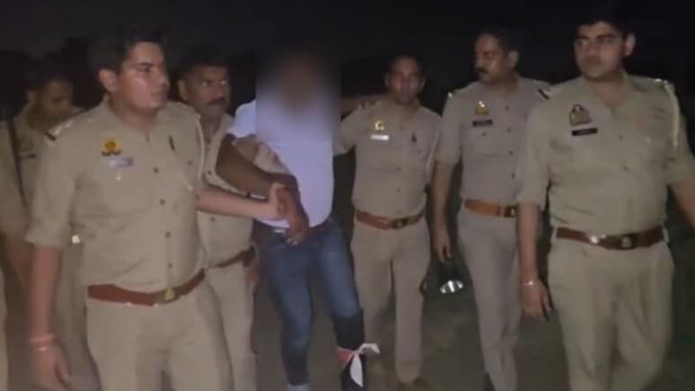 बुलंदशहर में पुलिस मुठभेड़ में बदमाश ग&zwj;िरफ्तार, पैर में लगी गोली, साथी भी अरेस्&zwj;ट