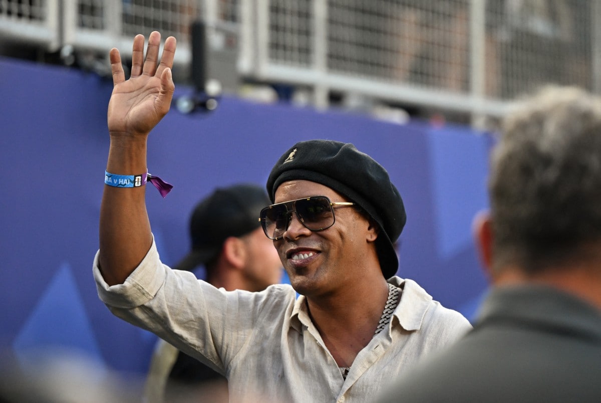 Ronaldinho Comes Out Of Retirement At Age Of 46, Signs For This Italian Club
