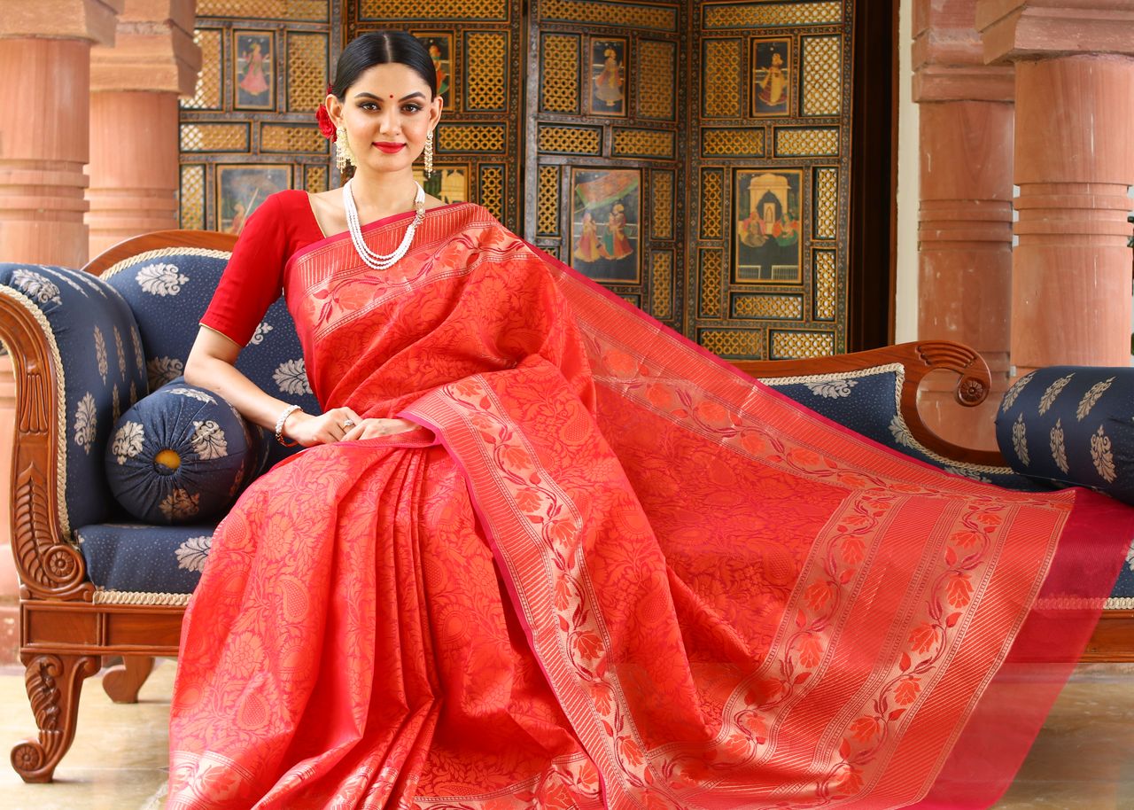 Myntra Silk Land Saree Sale Offers Myntra Silk Land Saree Sale Offers