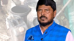 Ramdas Athawale : 'हातभट्टीची दारू अधिकृत करा'; केंद्रीय राज्यमंत्री रामदास आठवलेंची अजब मागणी