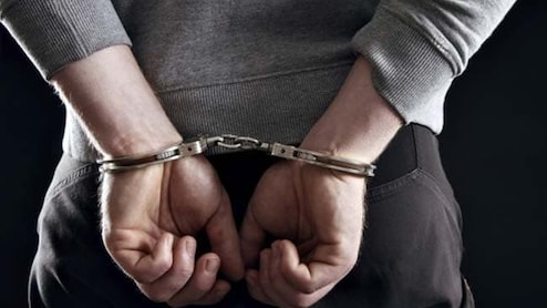 आगरा में 30 हजार रुपये र&zwj;िश्वत लेते रंगे हाथों पकड़ा गया बैंक मैनेजर, CBI ने जाल ब&zwj;िछाकर की कार्रवाई