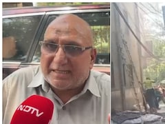 ये हैं मालवीय नगर अग्निकांड के 'मसीहा' रियाजुद्दीन, 2 लाखे के गद्दे बिछाकर बचाईं 12 जिंदगियां